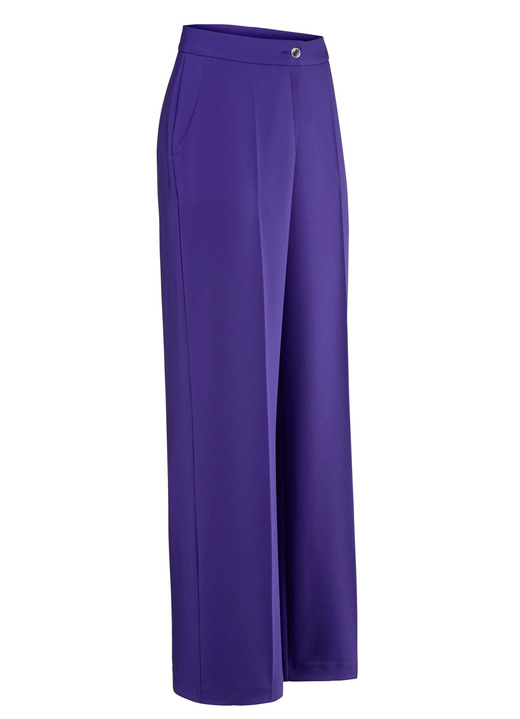 Hosen mit Knopf- und Reißverschluss - Hose in bequemer Weite Hosen mit Knopf- und Reißverschluss - Hose in bequemer Weite, in Größe 018 bis 052, in Farbe ROYALBLAU