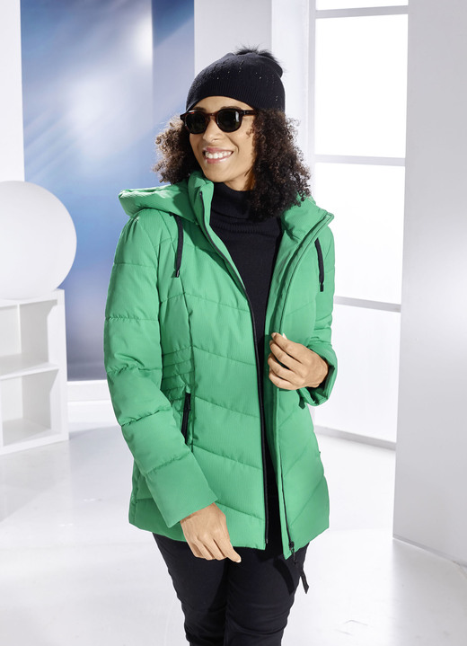 Winterjacken - Jacke mit Reißverschlussleiste, in Größe 034 bis 052, in Farbe OPALGRÜN Ansicht 2