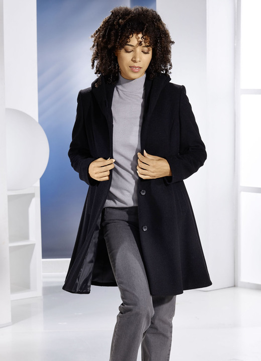 Wollmäntel - Kurzmantel in Swingerform, in Größe 036 bis 052, in Farbe SCHWARZ Ansicht 2