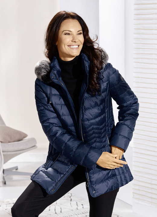 Winterjacken - Jacke mit abnehmbarer Kapuze, in Größe 036 bis 054, in Farbe NAVY Ansicht 2