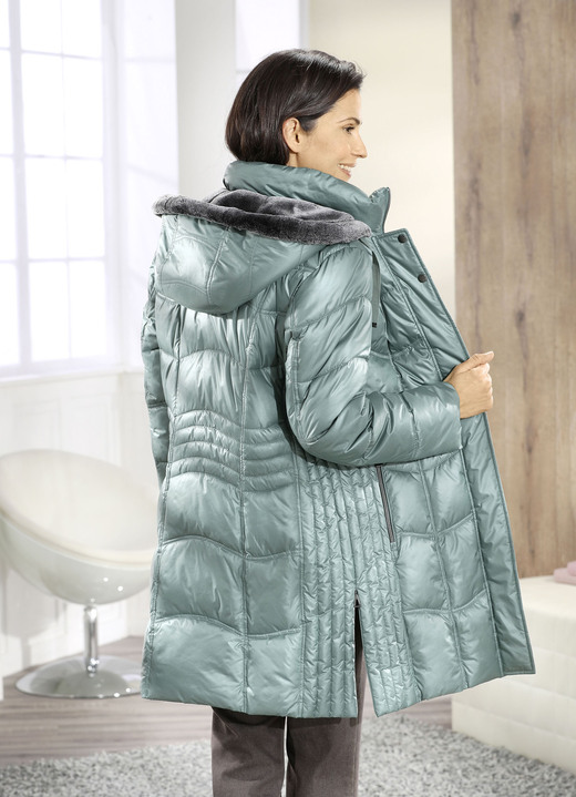 Wintermäntel - Kurzmantel mit Längssteppung seitlich Ansicht 2 Wintermäntel - Kurzmantel mit Längssteppung seitlich, in Größe 036 bis 054, in Farbe JADEGRÜN Ansicht 2