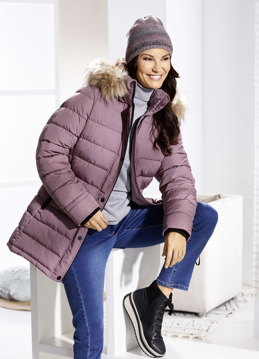 Lang - Funktions-Longjacke mit abnehmbarer Kapuze, in Größe 036 bis 052, in Farbe MALVE Ansicht 2