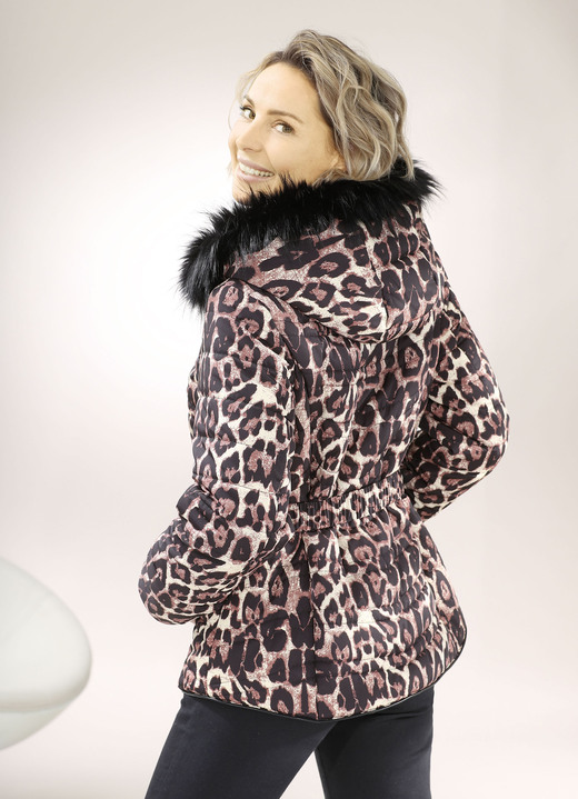 Winterjacken - Jacke mit Stretchgürtel, in Größe 034 bis 050, in Farbe SCHWARZ-COGNAC Ansicht 4