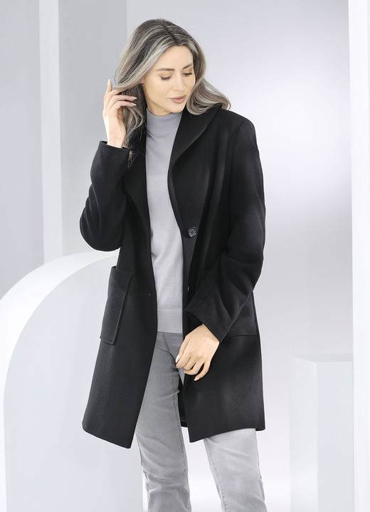 Wollmäntel - Kurzmantel mit Knopfleiste, in Größe 036 bis 054, in Farbe RUBINROT Ansicht 4