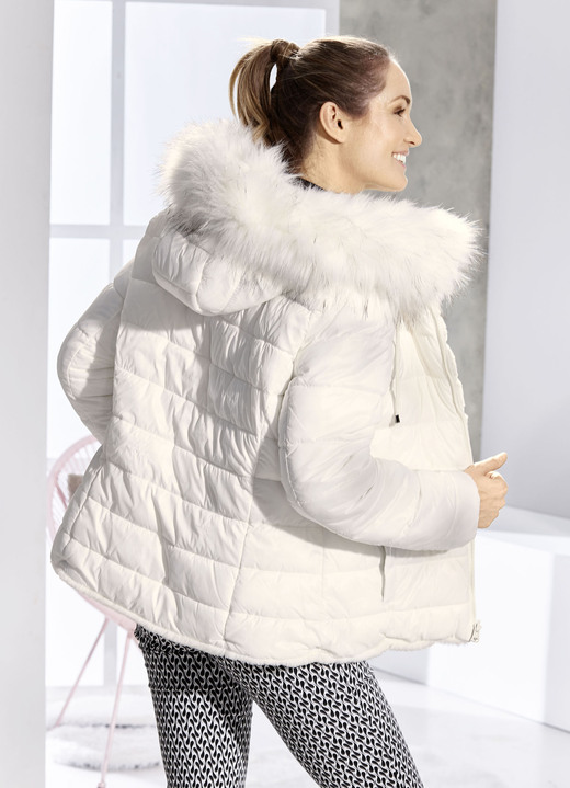 Winterjacken - Wendejacke mit fester Kapuze, in Größe 034 bis 050, in Farbe NATURWEISS Ansicht 5