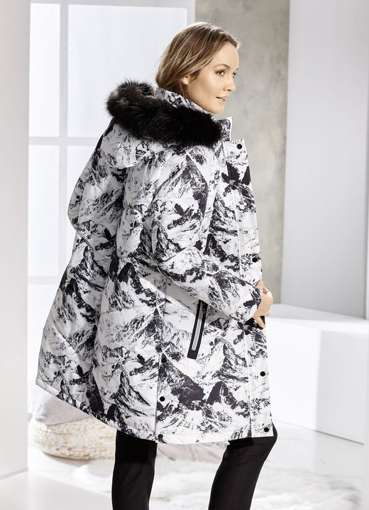 Wintermäntel - Kurzmantel mit abnehmbarer Kapuze Ansicht 2 Wintermäntel - Kurzmantel mit abnehmbarer Kapuze, in Größe 036 bis 054, in Farbe WEISS-SCHWARZ Ansicht 2