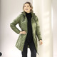 Wintermäntel - Kurzmantel mit 2-Wege-Reißverschluss – Farbe KHAKI – Ansicht 2 Wintermäntel - Kurzmantel mit 2-Wege-Reißverschluss, in Größe 036 bis 052, in Farbe KHAKI – Farbe KHAKI – Ansicht 2