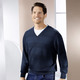 Uni - V-Pullover mit Strukturdessin in 3 Farben – Farbe MARINE – Ansicht 1 Uni - V-Pullover mit Strukturdessin in 3 Farben, in Größe 046 bis 062, in Farbe MARINE – Farbe MARINE – Ansicht 1