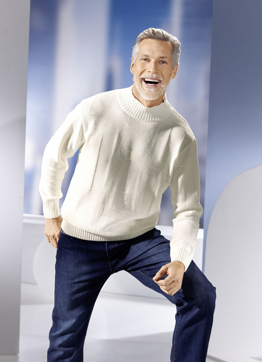 Uni - Pullover mit Strukturdessin in 3 Farben Ansicht 3 Uni - Pullover mit Strukturdessin in 3 Farben, in Größe 046 bis 062, in Farbe WOLLWEISS Ansicht 3