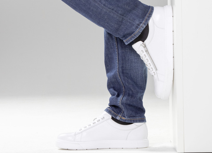 Slipper & Schnürschuhe - GINO GALANTE, klassische Herren-Sneaker, mit herausnehmbarem Fußbett, in Größe 040 bis 046, in Farbe WEISS Ansicht 4