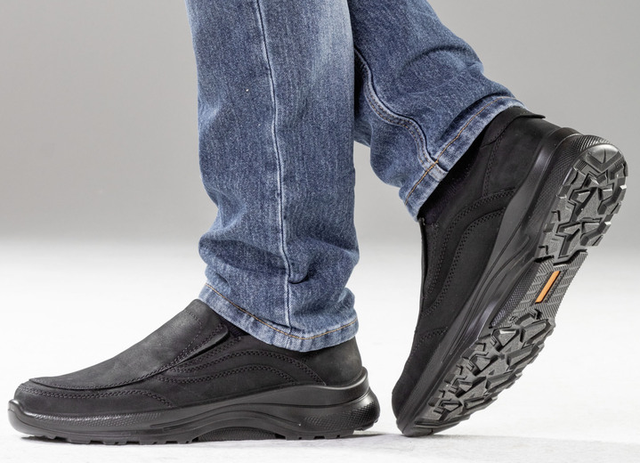 - Slipper aus Nubukleder, in Größe 040 bis 046, in Farbe SCHWARZ Ansicht 4