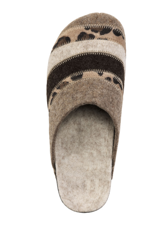 Hausschuhe - Laurina Pantoffel aus Filz und bedrucktem Kunstfell, in Größe 036 bis 042, in Farbe BEIGE Ansicht 2