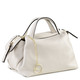 - Laurina Tasche aus genarbtem Kalbleder, in Farbe BEIGE – Farbe BEIGE – Ansicht 2