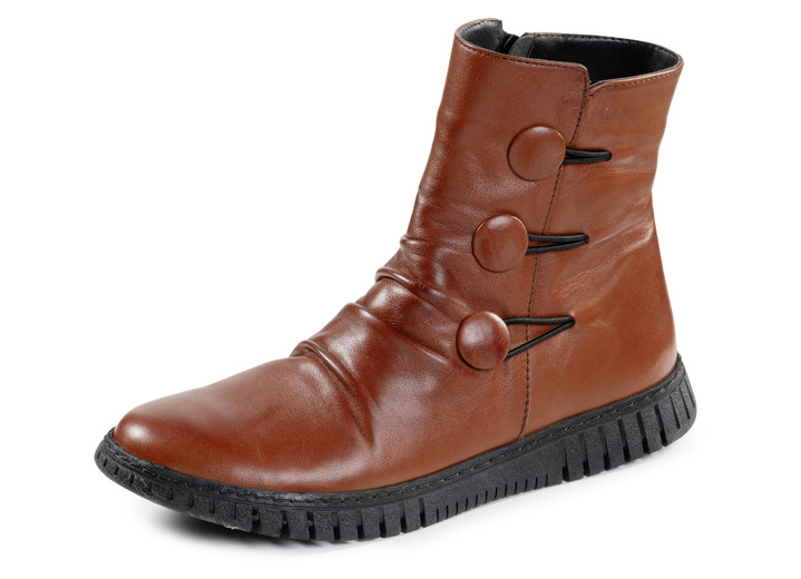 Stiefel & Stiefeletten - Gemini Stiefelette mit Raffung und dekorativen Knöpfen, in Größe 036 bis 042, in Farbe COGNAC Ansicht 1