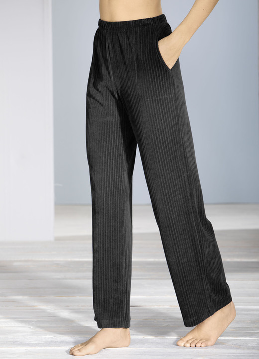 Freizeithosen - Hose in angenehmer Qualität Ansicht 2 Freizeithosen - Hose in angenehmer Qualität, in Größe 018 bis 054, in Farbe MARINE Ansicht 2