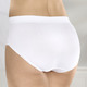 Slips - Sechserpack Slips mit elastischen Beinabschlüssen – Farbe 2X GRAU MELIERT, 2X WEISS, 2X SCHWARZ – Ansicht 4 Slips - Sechserpack Slips mit elastischen Beinabschlüssen, in Größe 038 bis 056, in Farbe 2X GRAU MELIERT, 2X WEISS, 2X SCHWARZ – Farbe 2X GRAU MELIERT, 2X WEISS, 2X SCHWARZ – Ansicht 4
