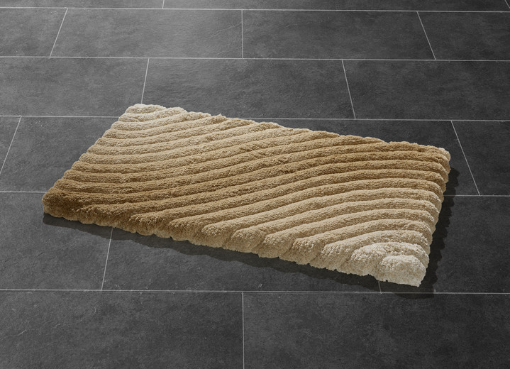 Badgarnituren - Barfußweiche Badgarnitur mit latexierter Rückseite, in Größe 100 (Vorleger halbrund, 50/ 80 cm) bis 112 (WC-Deckelbezug, 47/ 50 cm), in Farbe BLAU Ansicht 5