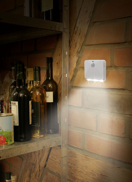 Praktische Hilfsmittel - LED-Sensorlicht, 2er Set, von EASYmaxx, in Farbe WEISS Ansicht 2