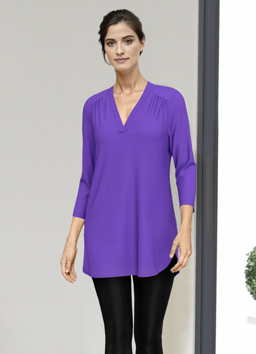 Blusen & Tuniken - Shirt-Tunika mit V-Ausschnitt Ansicht 2 Blusen & Tuniken - Shirt-Tunika mit V-Ausschnitt, in Größe L bis XXL, in Farbe GRÜN Ansicht 2