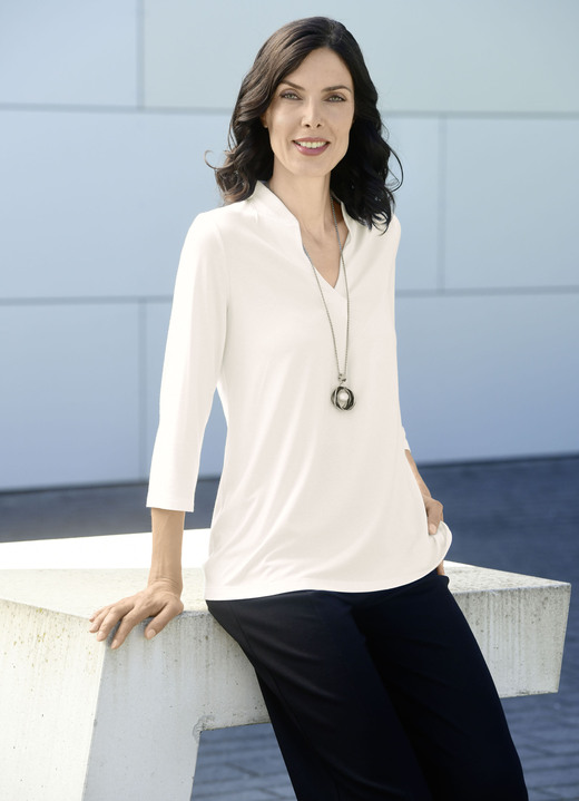 Langarm - Shirt-Tunika mit Stehkragen, in Größe L bis XXL, in Farbe SCHWARZ Ansicht 2