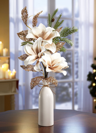 Soft-Magnolie-Arrangement in Keramikvase