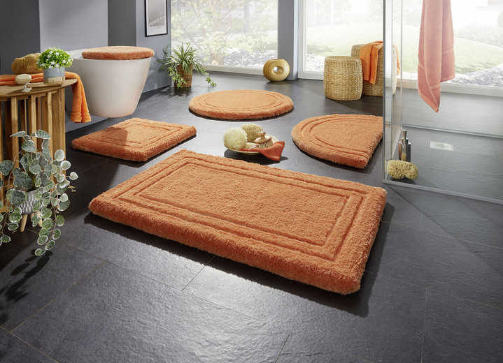 Badgarnituren - Badgarnitur mit rutschhemmender Rückseite, in Größe 100 (Vorleger halbrund, 50/ 80 cm) bis 110 (Hänge-WC-Garnitur, 2-teilig), in Farbe KARIBIKGRÜN Ansicht 2