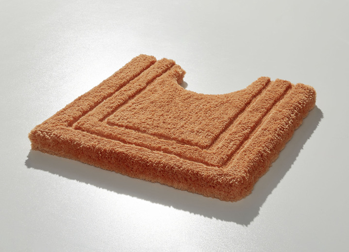 Badgarnituren - Badgarnitur mit rutschhemmender Rückseite, in Größe 100 (Vorleger halbrund, 50/ 80 cm) bis 110 (Hänge-WC-Garnitur, 2-teilig), in Farbe KARIBIKGRÜN Ansicht 3