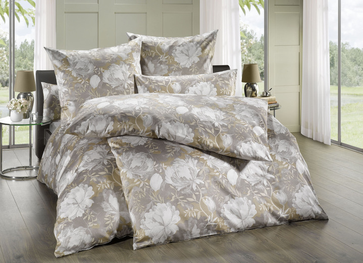 Bettwäschegarnituren - Bettwäsche-Garnitur mit Reißverschluss, in Größe 111 (40/80 cm + 135/200 cm) bis 115 (80/80 cm + 155/220 cm), in Farbe MULTICOLOR Ansicht 2