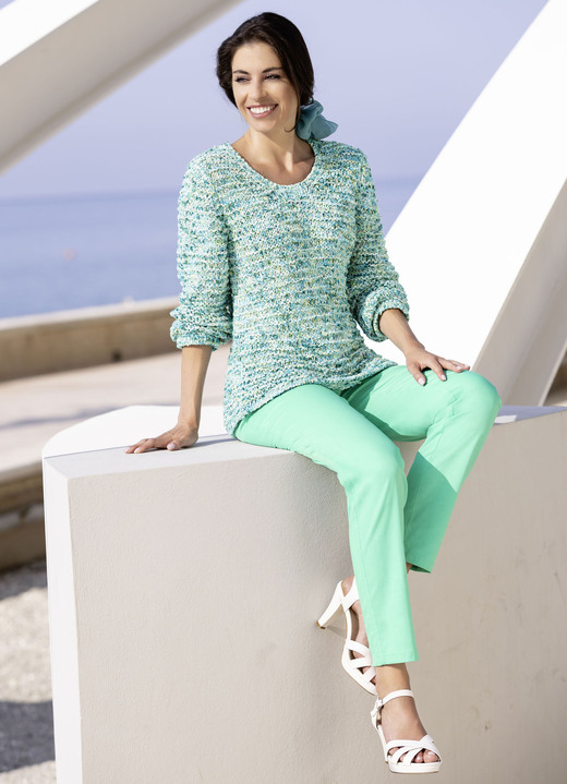 Hosen mit Knopf- und Reißverschluss - Hose mit sportivem Chic, in Größe 018 bis 052, in Farbe TÜRKIS Ansicht 5