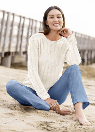 Pullover mit Ajourstreifen