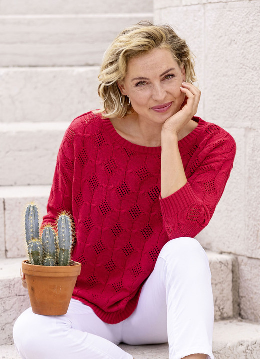 Basics - Pullover mit Rautendessin Basics - Pullover mit Rautendessin, in Größe 036 bis 052, in Farbe ROT