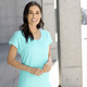 Kurzarm - Shirt mit V-Ausschnitt in 2 Farben – Farbe TÜRKIS Kurzarm - Shirt mit V-Ausschnitt in 2 Farben, in Größe 036 bis 052, in Farbe TÜRKIS