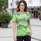 Kurzarm - Shirt mit silberfarbener Folie im Vorderteil in 2 Farben – Farbe GRÜN-WEISS – Ansicht 3 Kurzarm - Shirt mit silberfarbener Folie im Vorderteil in 2 Farben, in Größe 036 bis 054, in Farbe ROT-WEISS – Farbe GRÜN-WEISS – Ansicht 3