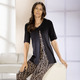Kurzarm - Longshirt in 2-in-1 Optik – Farbe SCHWARZ-CAMEL – Ansicht 1 Kurzarm - Longshirt in 2-in-1 Optik, in Größe 038 bis 054, in Farbe SCHWARZ-CAMEL – Farbe SCHWARZ-CAMEL – Ansicht 1