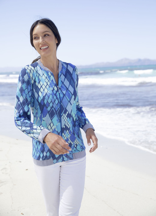 Blusenjacken - Blusenjacke mit Glanzgarn Ansicht 2 Blusenjacken - Blusenjacke mit Glanzgarn, in Größe 036 bis 052, in Farbe BLAU-TÜRKIS-ROYALBLAU-BUNT Ansicht 2