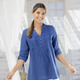 Basics - Tunika mit Schmuckknöpfen, in Größe 036 bis 054, in Farbe JEANSBLAU – Farbe JEANSBLAU – Ansicht 1