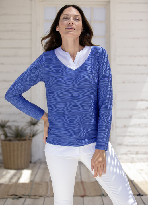 Tuniken - Shirt-Tunika mit 2-in-1-Optik Ansicht 3 Tuniken - Shirt-Tunika mit 2-in-1-Optik, in Größe 036 bis 052, in Farbe BLAU Ansicht 3