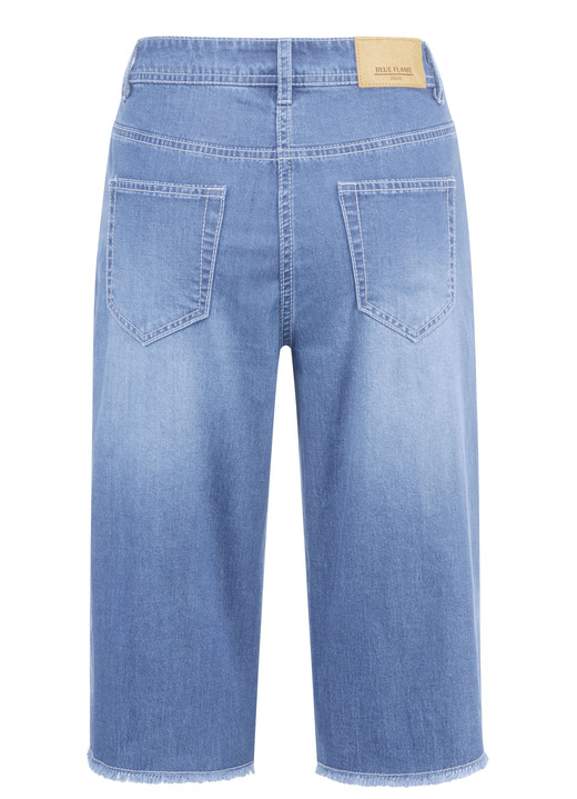 Jeans - Bermudas, in Größe 034 bis 050, in Farbe HELLBLAU Ansicht 2