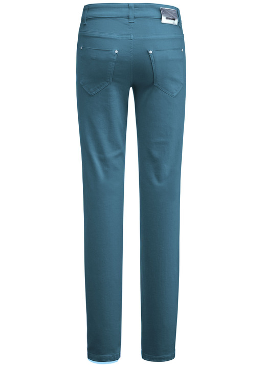 Jeans - Magic-Jeans in 5-Pocket-Form Ansicht 35 Jeans - Magic-Jeans in 5-Pocket-Form, in Größe 017 bis 050, in Farbe WEISS Ansicht 35