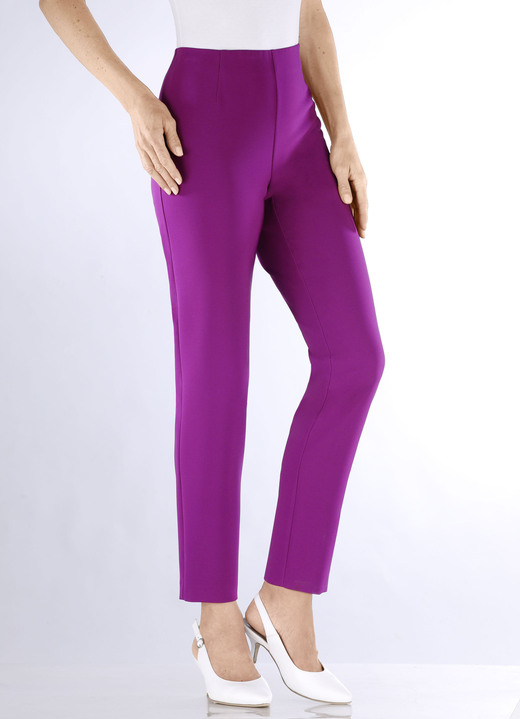 Hosen in Schlupfform - Knöchellange Hose mit angeschnittenem Bund Ansicht 6 Hosen in Schlupfform - Knöchellange Hose mit angeschnittenem Bund, in Größe 018 bis 052, in Farbe BEIGE Ansicht 6