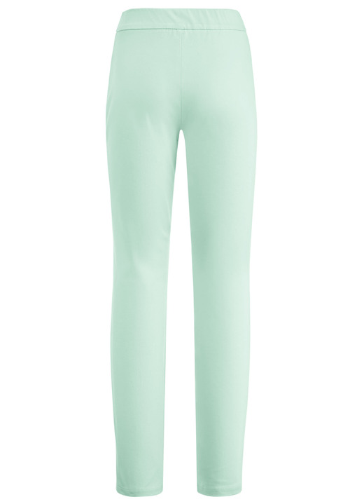 Hosen in Schlupfform - Hose mit abgesteppten Teilungsnähten, in Größe 018 bis 052, in Farbe LAVENDEL Ansicht 8