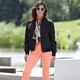 Hosen in Schlupfform - Magic-Jeans mit hohem Stretchanteil – Farbe APRICOT – Ansicht 5 Hosen in Schlupfform - Magic-Jeans mit hohem Stretchanteil, in Größe 017 bis 054, in Farbe FLIEDER – Farbe APRICOT – Ansicht 5