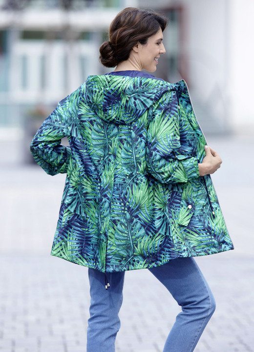 Kurz - Jacke mit fester Kapuze Ansicht 3 Kurz - Jacke mit fester Kapuze, in Größe 036 bis 054, in Farbe MARINE-GRÜN Ansicht 3