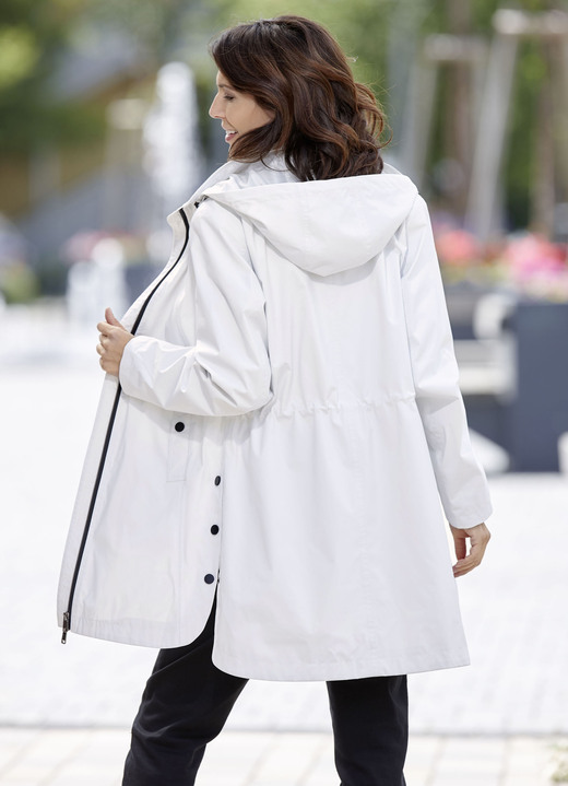 Damenmode - Funktions-Kurzmantel mit abnehmbarer Kapuze Damenmode - Funktions-Kurzmantel mit abnehmbarer Kapuze, in Größe 036 bis 048, in Farbe SCHWARZ