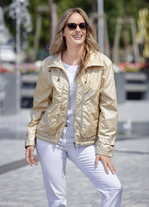 Kurz - Jacke aus PU beschichtetem Gewebe Ansicht 2 Kurz - Jacke aus PU beschichtetem Gewebe, in Größe 034 bis 052, in Farbe GOLDBEIGE Ansicht 2