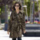 Lang - Trenchcoat mit Gürtel – Farbe CAMEL-SCHOKOBRAUN-SCHWARZ – Ansicht 2 Lang - Trenchcoat mit Gürtel, in Größe 034 bis 052, in Farbe CAMEL-SCHOKOBRAUN-SCHWARZ – Farbe CAMEL-SCHOKOBRAUN-SCHWARZ – Ansicht 2