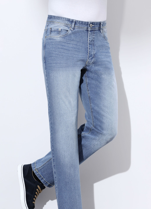 Jeans - Erstklassige Jeans in 3 Farben, in Größe 024 bis 062, in Farbe HELLJEANS Ansicht 1