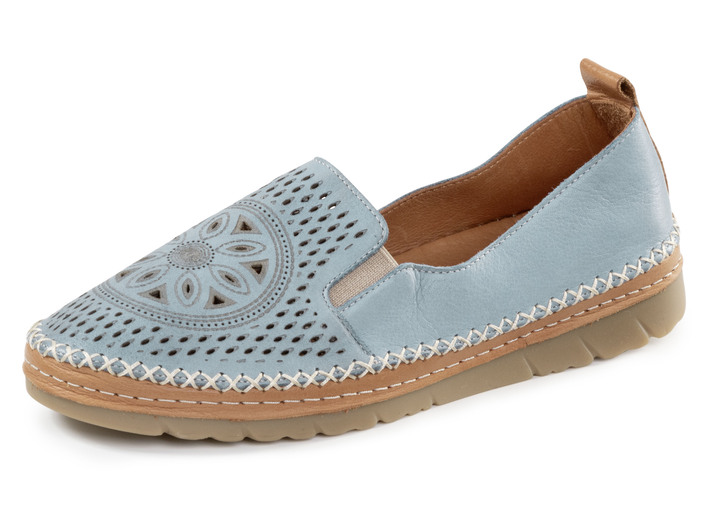 Schuhe - Gemini Slipper aus luftig perforiertem Nappaleder, in Größe 036 bis 042, in Farbe JEANS Ansicht 1