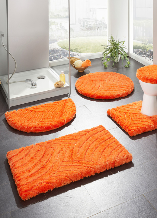 Grund - Barfußweiche Magicsoft Badgarnitur , in Größe 100 (Vorleger halbrund, 50/ 80 cm) bis 112 (WC-Deckelbezug, 47/ 50 cm), in Farbe HELLBLAU Ansicht 4