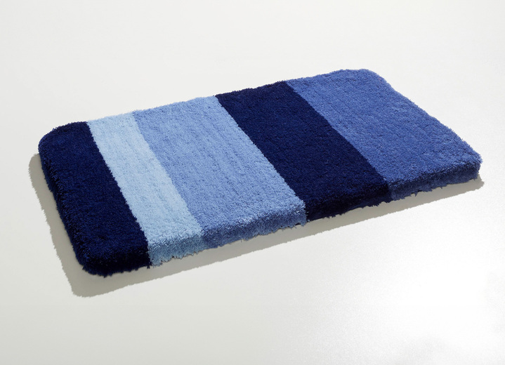 Kleine Wolke - Badganitur von Kleine Wolke, in Größe 100 (Vorleger halbrund, 50/ 80 cm) bis 112 (WC-Deckelbezug, 47/ 50 cm), in Farbe BEERE Ansicht 4